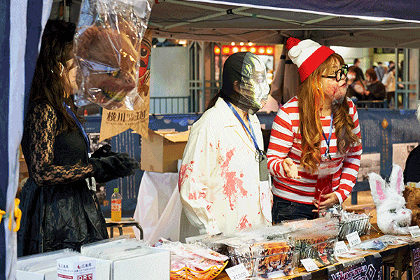 B. ゾンビ本部